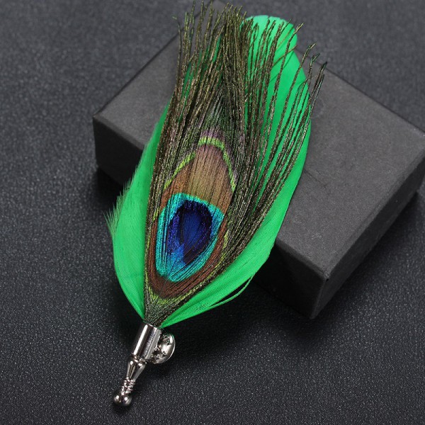 Creative Feather Brooch Luxury Peacock feather handmade corsage Pin Classic men's suit Personality Brooch Collar pin