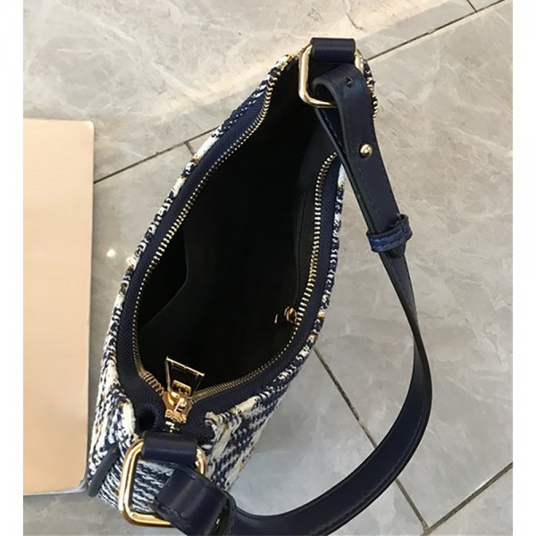 Fashion versatile plaid crescent underarm portable crossbody bag