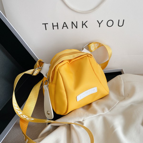 Children fashion small handbags canvas messenger Outing kids crossbody bags 